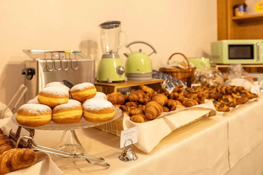 Hotel Royal gallery image #22