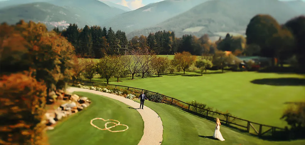 Lake Como hotel with tennis court