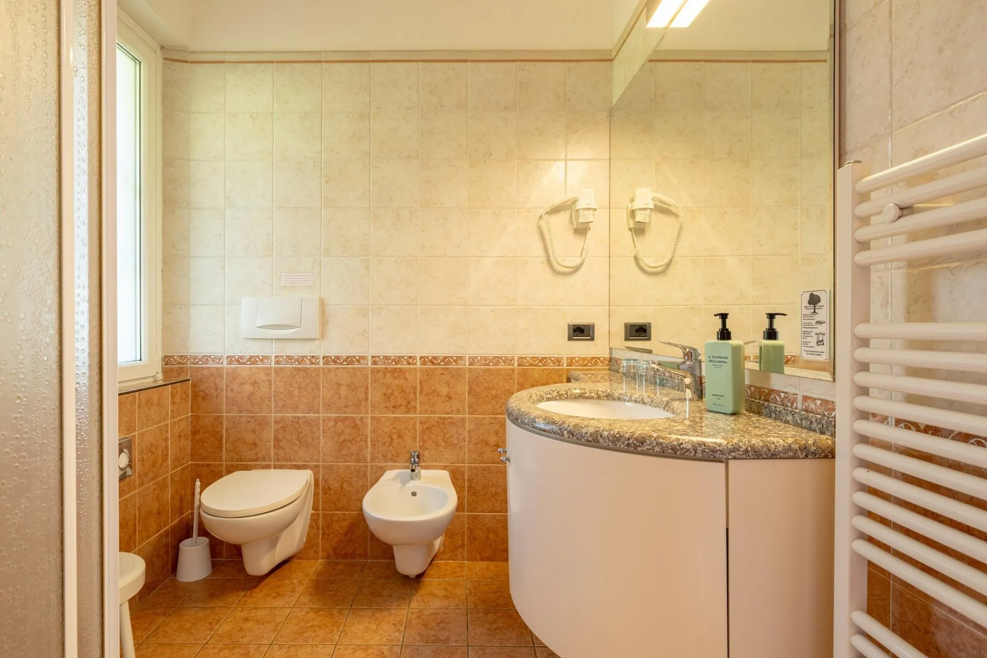 Double Standard Room with Patio
